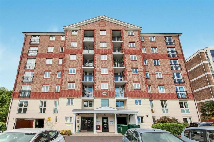 1 Bedroom Flat To Rent In London Road, Patcham, Brighton, BN1