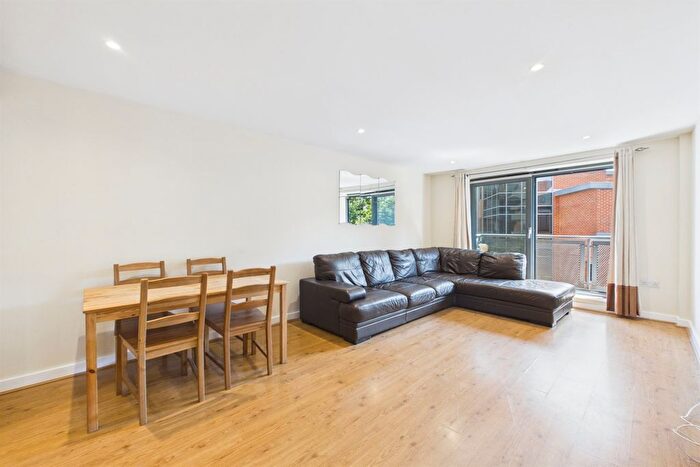 1 Bedroom Flat To Rent In Prospect House, SW19