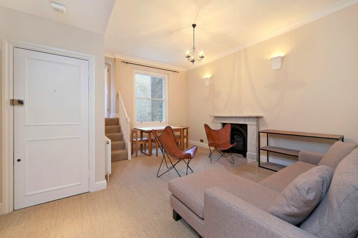 2 Bedroom Flat To Rent In Clanricarde Gardens, London, W2