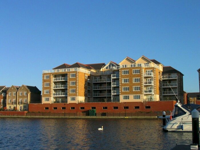 2 Bedroom Flat To Rent In Pacific Heights North, Golden Gate Way, Sovereign Harbour, BN23