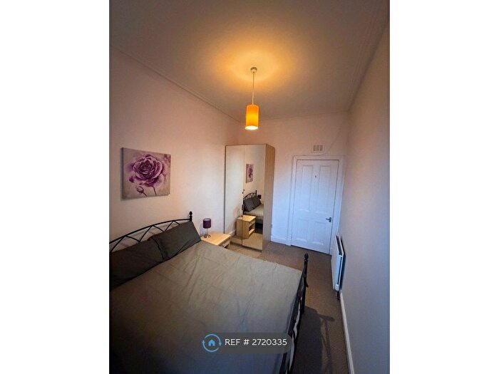2 Bedroom Flat To Rent In Langside Road, Glasgow, G42