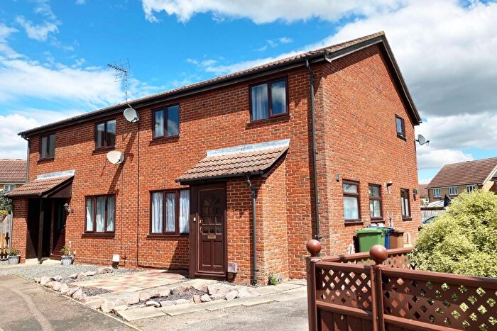 2 Bedroom Cluster House To Rent In Drivers Close, Doddington, March, PE15