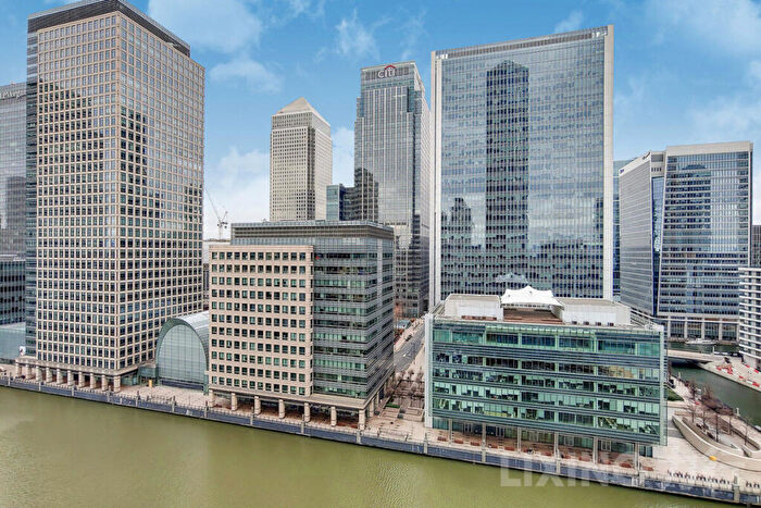 2 Bedroom Apartment For Sale In Marsh Wall, Canary Wharf, E14
