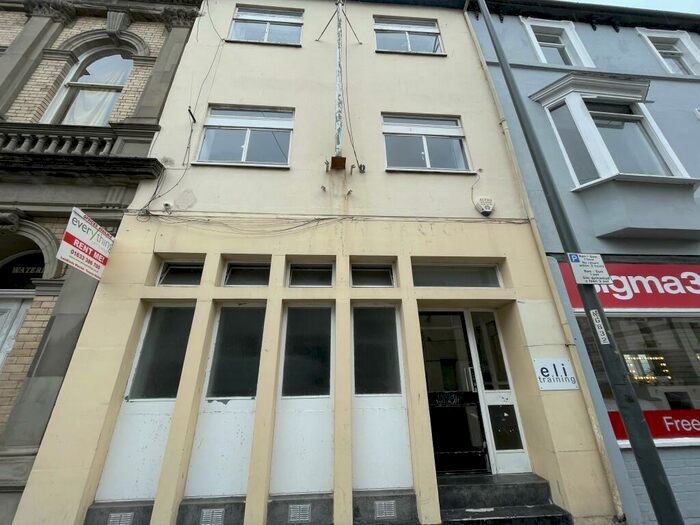 2 Bedroom Maisonette To Rent In Lower Dock Street, Newport, NP20