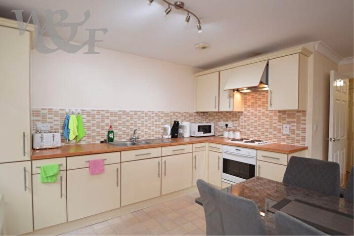 2 Bedroom Flat For Sale In City Gate, Erdington, Birmingham, B23