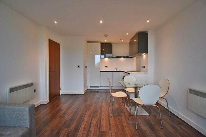 1 Bedroom Flat To Rent In Nd Floor, Churchill Place, Churchill Way, Basingstoke, RG21