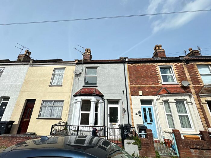 2 Bedroom Terraced House To Rent In Dunkirk Road, Bristol, BS16