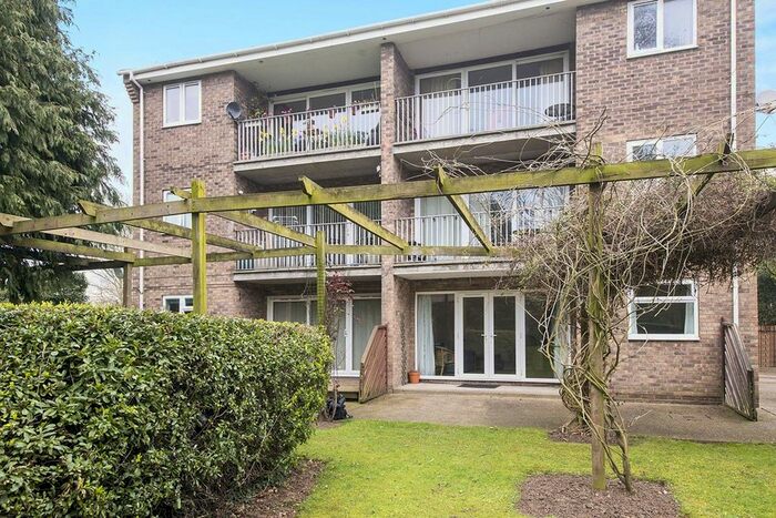 2 Bedroom Flat To Rent In Beverley Road, Hull, HU6