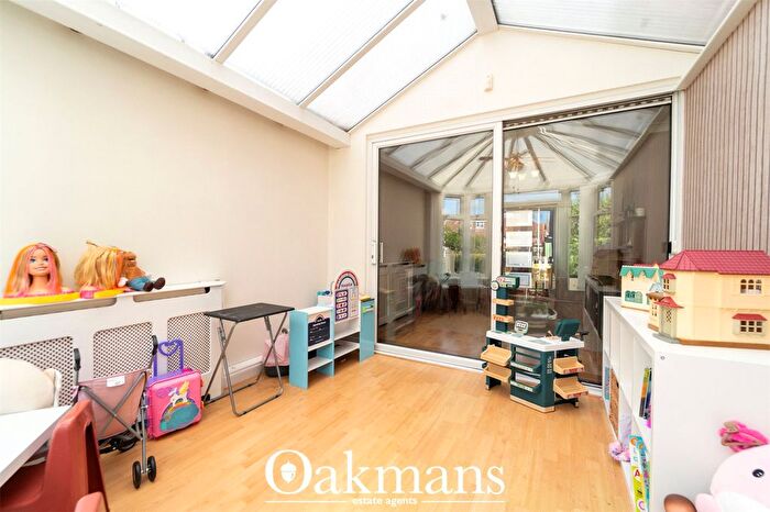 3 Bedroom End Of Terrace House For Sale In Frankley Beeches Road, Birmingham, West Midlands, B31