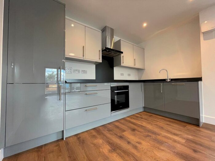 2 Bedroom Flat To Rent In **New Build** - Airedale House, West Wickham, BR4