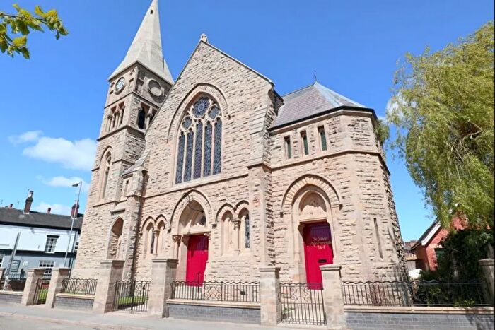 2 Bedroom Flat For Sale In St. Johns, Granville Terrace, Stone, ST15