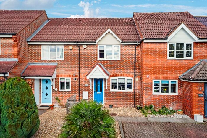 3 Bedroom Terraced House For Sale In Williamson Way, Rickmansworth, WD3