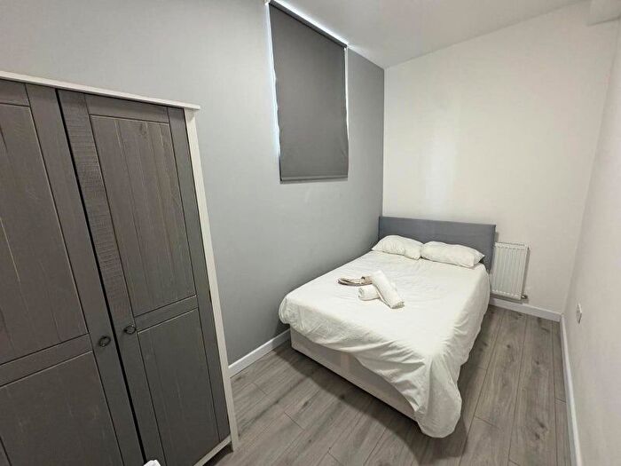 1 Bedroom Flat To Rent In , HA8