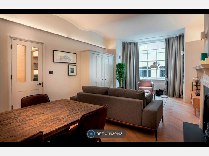 2 Bedroom Flat To Rent In Albert Hall Mansions, London, SW7