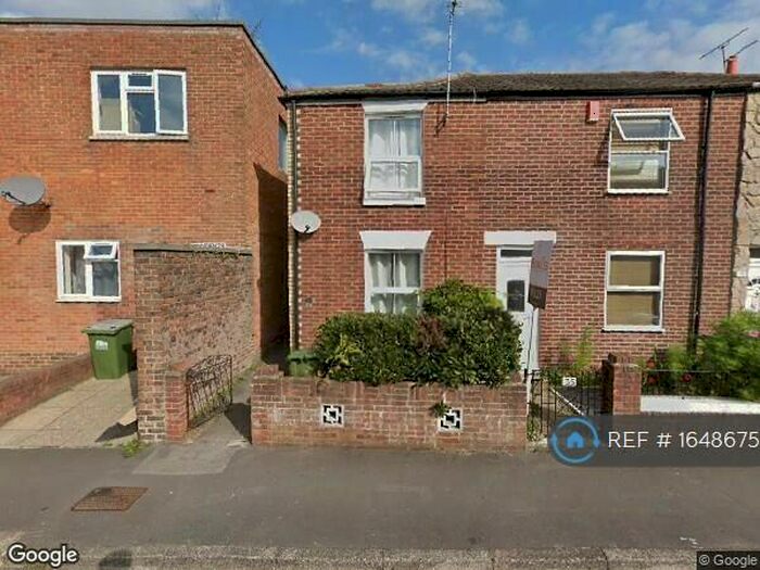 3 Bedroom End Of Terrace House To Rent In Sir Georges Road, Southampton, SO15