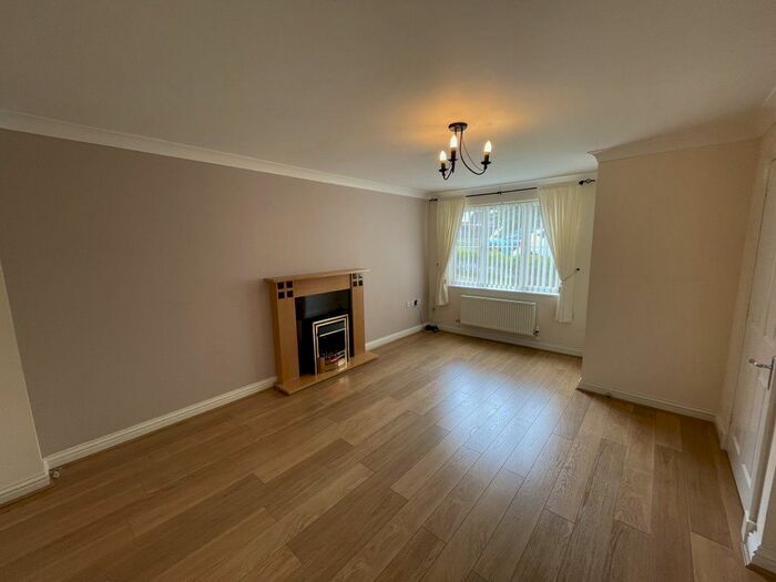 3 Bedroom Property To Rent In Clos Yr Ysgol, Llanelli, SA15