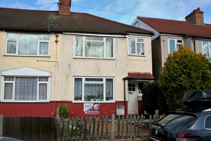 1 Bedroom Flat To Rent In De'arn Gardens, Mitcham, CR4