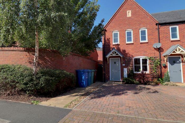 3 Bedroom Semi-Detached House To Rent In Patron Grove, Stafford, ST16