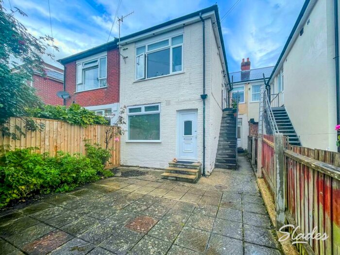 1 Bedroom Flat To Rent In B Belle Vue Road, Southbourne, Bournemouth, BH6