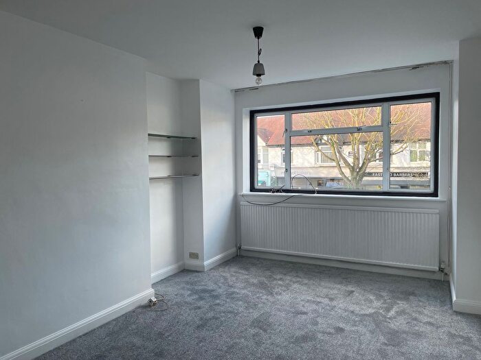 2 Bedroom Flat To Rent In East End Road, East Finchley, N2