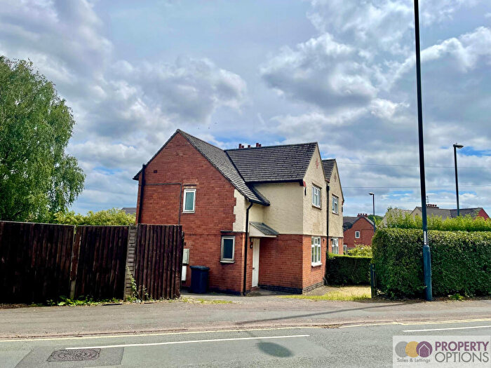 3 Bedroom Semi-Detached House For Sale In Elton Road, Derby, Derbyshire, DE24