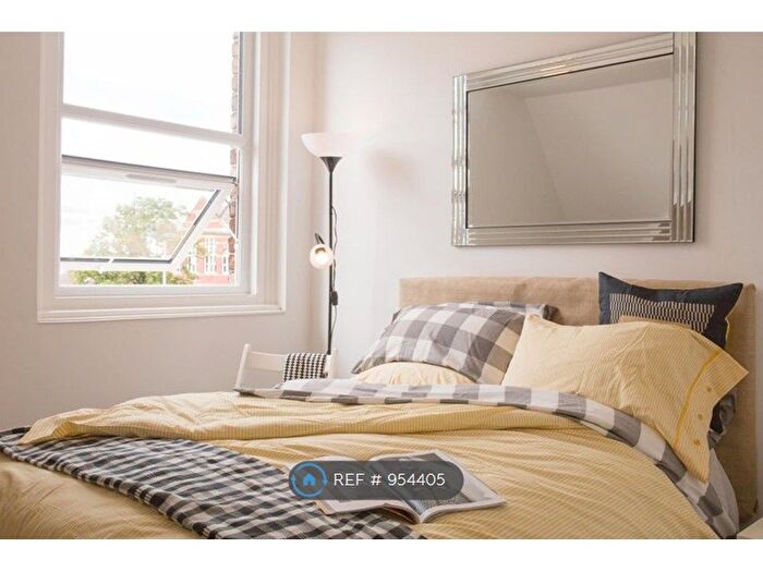 2 Bedroom Flat To Rent In Albert Terrace, Middlesbrough, TS1