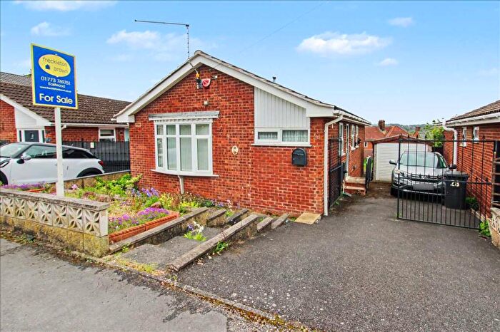 2 Bedroom Detached Bungalow For Sale In Larch Crescent, Eastwood, Nottingham, NG16