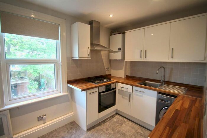 1 Bedroom Flat To Rent In Lancing Road, Croydon, CR0