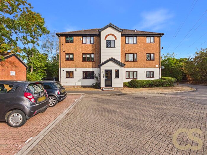 Studio For Sale In Parrotts Field, Hoddesdon, Hertfordshire, EN11