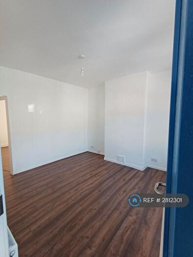 1 Bedroom Flat To Rent In Turner Road, London, E17