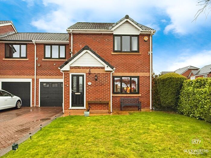 4 Bedroom Link Detached House For Sale In The Meadows, Darwen, BB3