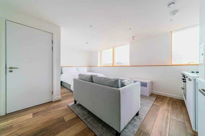 1 Bedroom Flat To Rent In Maidenhead, Berkshire, SL6