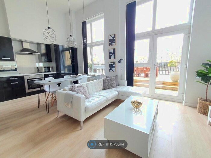 2 Bedroom Flat To Rent In Waterfront Park, Edinburgh, EH5