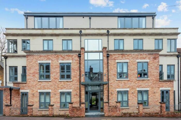 1 Bedroom Flat To Rent In Stainforth Road, London, E17