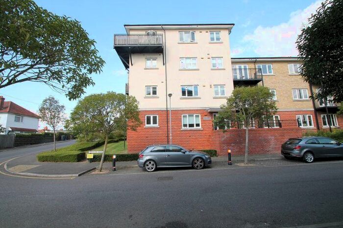 2 Bedroom Flat To Rent In Ercolani Avenue, High Wycombe, HP13