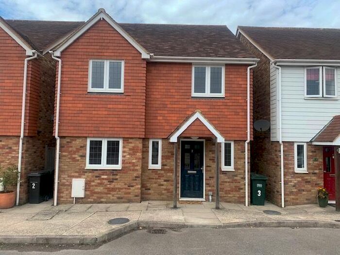 4 Bedroom Detached House To Rent In Orchard Way, Hastings, TN35