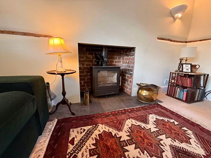 1 Bedroom Cottage For Sale In Church Cottage, Tring, HP23