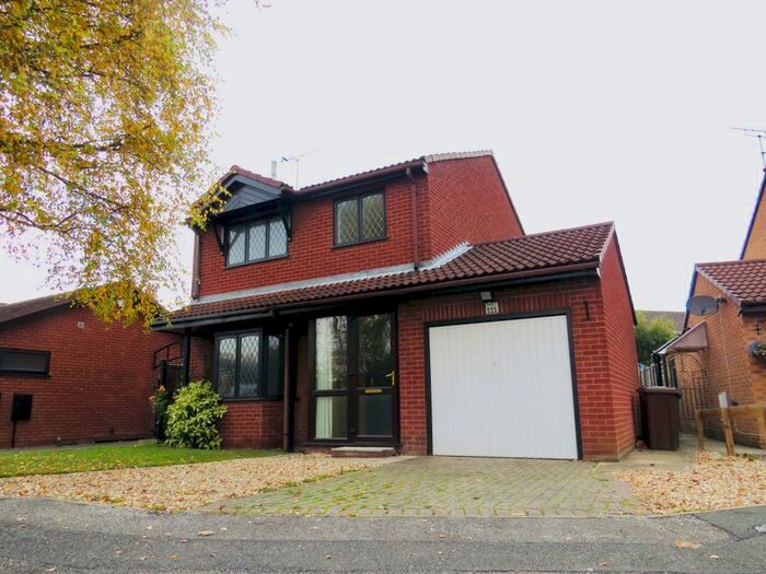 3 Bedroom House To Rent In Elsham Crescent, Lincoln, LN6