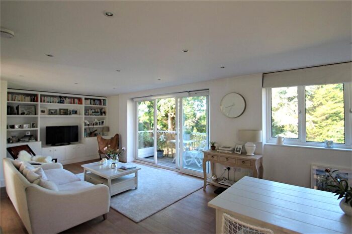 2 Bedroom Apartment For Sale In Admirals Court, Hamble, Southampton, Hampshire, SO31