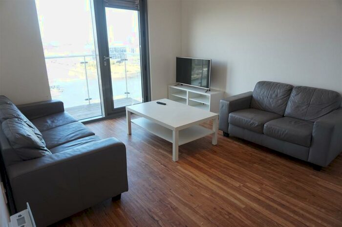3 Bedroom Apartment To Rent In Plaza Boulevard, Liverpool, L8