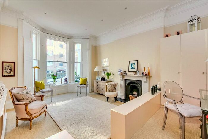 1 Bedroom Flat To Rent In St. Lukes Road, London, W11