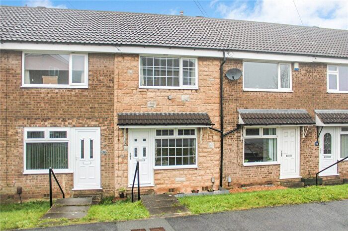 2 Bedroom Town House For Sale In Cherry Tree Rise, Keighley, West Yorkshire, BD21