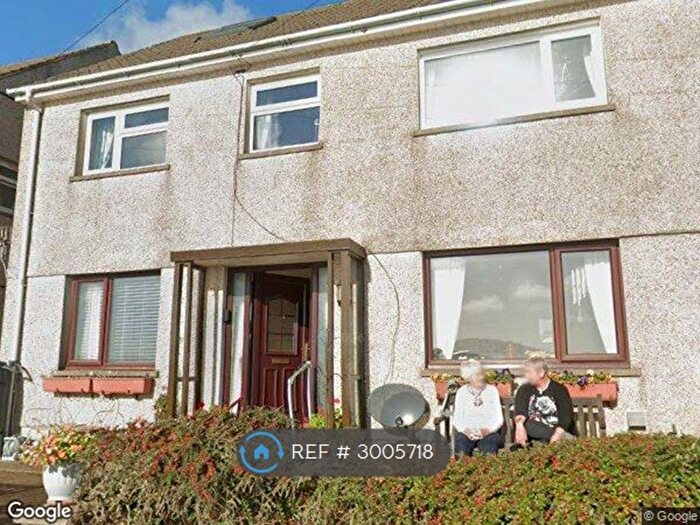 3 Bedroom Flat To Rent In Llanstadwell, Milford Haven, SA73