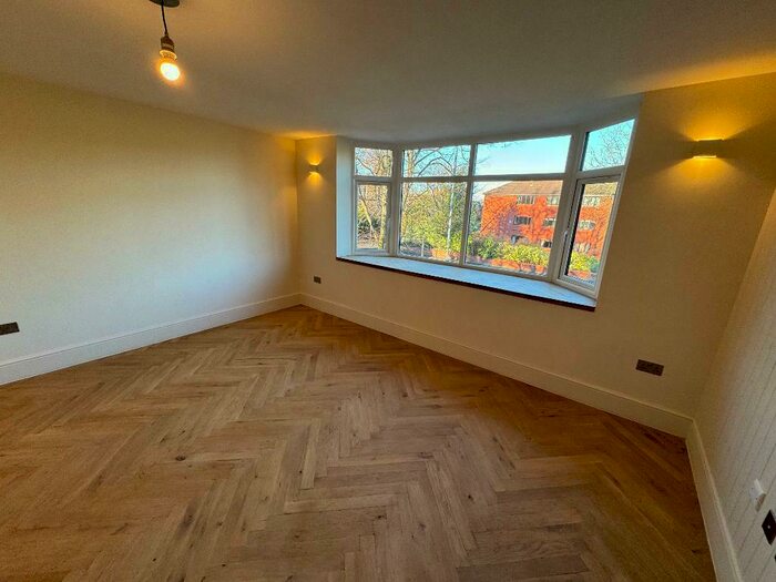 2 Bedroom Apartment To Rent In Wilbraham Road, Manchester, M16