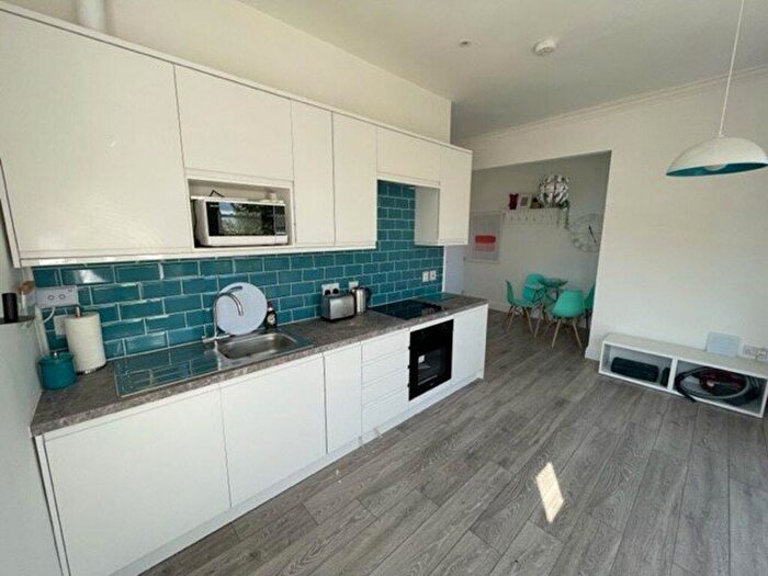 2 Bedroom Flat To Rent In St James Road, Leicester, LE2