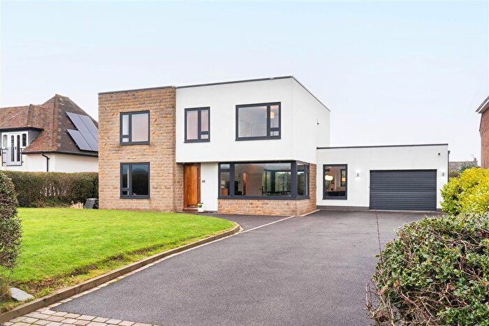 4 Bedroom Detached House For Sale In Walton Back Lane, Walton, Chesterfield, S42