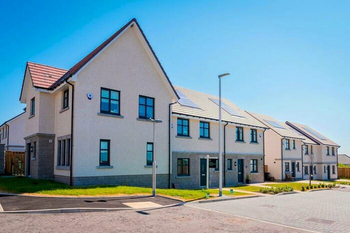 3 Bedroom End Of Terrace House For Sale In Murtle Den Crescent, Milltimber, AB13