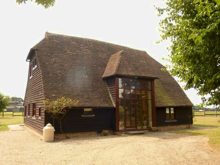 4 Bedroom Detached House To Rent In Hassocks Barn, Great Tong, Headcorn, Kent, TN27