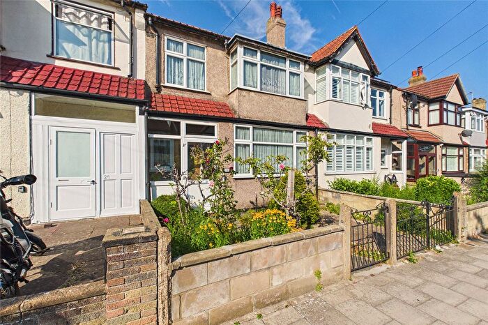 3 Bedroom Terraced House For Sale In Meadfoot Road, London, SW16