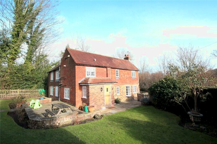 3 Bedroom Cottage To Rent In Seal Chart, Sevenoaks, Kent, TN15